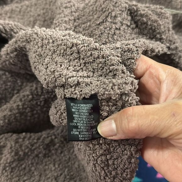 SANCTUARY SWEATER SIZE S - Picture 7 of 7